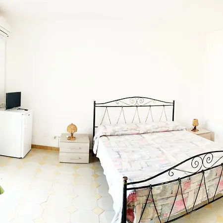 Maison d'hôtes San Foca Rooms *
